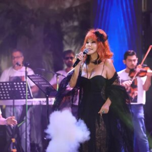 Brilliant Dadaşova Instagram - Tək bir həqiqət var, Musiqi ! Qalanı keçicidir 💎
