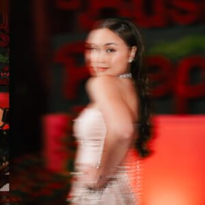 Caitlin Halderman Instagram - A Business Proposal’s Gala Dinner last night 🥂

Meet us soon
Feb 6, 2025 in cinemas! ❤️

Dress by @pamelausanto.atelier @pamelausanto 
Jewelry by @adellejewellery 
Styled by @wanda_haraa @wandaharaaproject
Makeup by @nooibeauty
Hair by @touchofniken
📸 by @snap.nuel