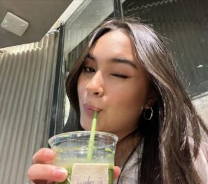 Caitlin Halderman Instagram - compilation of selfies i sent to the family group chat