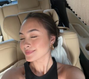 Caitlin Halderman Instagram - compilation of selfies i sent to the family group chat
