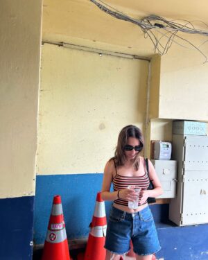 Camila Hirane Instagram - ya es invierno otra vez 🌪️aquí un compilado primera verano pa darle la bienvenida al otoño