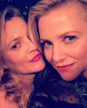 Camilla Luddington Instagram - To all the women who inspire each other, support each other, speak up for each other, and laugh with each other…we celebrate you today and every day. Happy International Women’s Day 💕