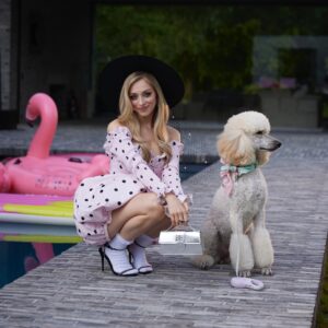 Camille Dhont Instagram - Videoclip NU UIT!!! Oeh la la laaaaaaaaa 💋