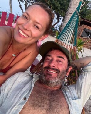 Carolina Acevedo Instagram - “La voz del mar le habla al alma” mi felicidad absoluta es estar frente al mar con las personas que amo 🐟🐬🐠🐙🌊🧜🏻‍♀️🦀🪸⚓️🐳🐡🌅🐚 @islacuatroaguas