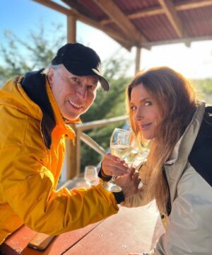 Carolina Arregui Instagram - A mi compañero de vida, de aventuras, de alegrías… el mejor de todos los cumpleaños. 🥰 Te amo❤️