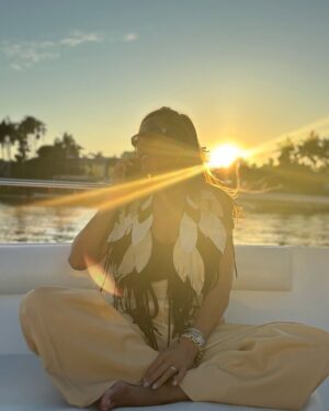 Carolina de Moras Instagram - Cerrando el verano … ⭐️☀️🕶️