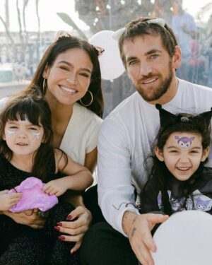 Cassie Ventura Instagram - @alexfine44 

There aren’t words to describe how grateful I am that I get to do this life with you! The laughter and pure joy that I get to experience with you is beyond any of my dreams and manifestations. You’ve taken care of me and my heart like no other, you’re hands down the best girl dad and I’m SO excited to see you now become a father to OUR SON! 🤯

So happy to have you home again!!! The girls and I (and French Fry) absolutely adore you and have missed you so much. These past few months were hard without you here, but we are so proud and can’t wait to see you shine ✨ 

Happy (belated 😂) Birthday!! We love you, we love you, we love you!!!

(Look out for Alex in #MobLand COMING SOON!)