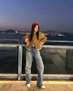 Actress Chrissie Chau HD Photos and Wallpapers March 2025