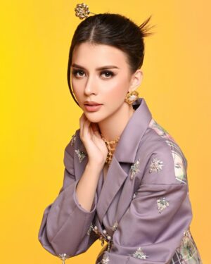 Cindy May McGuire Instagram - @cindymaymcguire - Puteri Indonesia Lingkungan 2022 

A unique blend of style and environmental awareness, it is a symbol of collaboration between fashion that depicts the elegance of its wearer. 🎀

Project Collaboration @sashindonesia x @lambepageantz x @officialputeriindonesia

Photographer by @deon.angkasa
Videographer by @zamihermanda
Fashion Stylist by @ceritarevan 
Wardrobe by @putrohramadhanofficial x @pyo_jewelry
Scarves by @forest.plazaindonesia
MUA by @susianapangmakeup @sanjayamakeupr @kunsoomakeupartist 
Hairdo by @nicabeauty.gallery @hairdobyvony @hairdo_ran 
Aksesoris by @amerojewellery

Support team @amriisagala @imanuelkala30 @heeisaleh @noviisw

@putri_k_wardani209 @djojonegorowardiman @kusumadewisutanto @anjani_kusuma @angkasamega @missinternational.id @missinternationalofficial

#yayasanputeriindonesia #MustikaRatu #PuteriIndonesiaLingkungan
#TheAuthenticBeautyofIndonesia #yourbeautyhasnolimits #missinternationalindonesia