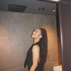 Crystal Kay Instagram - Thankyou post #39 #さんきゅう

先月でしたが、たくさんのお祝い&メッセージをサンキュー３９😘何もプランしてなかったけどこんなに祝ってもらえて、幸せ者です😆感謝の年、サンキュー精神でハッピーとありがとうを声や音楽でみんなに届けて行きたいと思います✨

Late post but BIGGEST THANKYOU TO YOU ALL for all the bday love ❤️ feeling very lucky and special on my last year in my 20s....😂😂