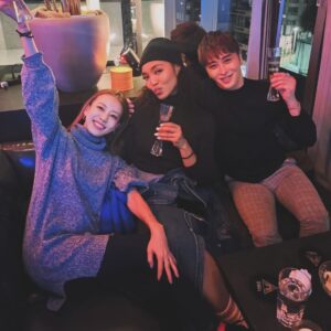 Crystal Kay Instagram - Thankyou post #39 #さんきゅう

先月でしたが、たくさんのお祝い&メッセージをサンキュー３９😘何もプランしてなかったけどこんなに祝ってもらえて、幸せ者です😆感謝の年、サンキュー精神でハッピーとありがとうを声や音楽でみんなに届けて行きたいと思います✨

Late post but BIGGEST THANKYOU TO YOU ALL for all the bday love ❤️ feeling very lucky and special on my last year in my 20s....😂😂