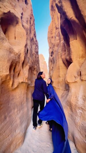Cut Meyriska Instagram - When you suddenly meet with the beauty that is out of this world. Do nothing, and just bathe in the greatness of the moment 🤎

Travel @hananiagroup.id 
Dress @if_inspiredfashion 

#masyaallahtabarakallah 
#RogerChikaJourney
#Alula