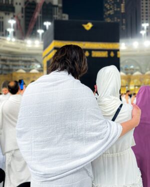 Cut Meyriska Instagram - MasyaAllah diberikan kesempatan untuk mengunjungi Rumah mu Ya’Allah 🤲🏻
Berikan lah Kami Semua Kesehatan dan Lindungi Kami Selalu Ya’Allah 🤲🏻

Semoga Semua yang Ingin Ke RumahMu dimudahkan dan dilancarkan Ya’Allah 🤲🏻
Aamiin 🤲🏻

@hananiagroup.id 

#masyaallahtabarakallah 
#Mekkah
#Umroh
#RogerChikaJourney
