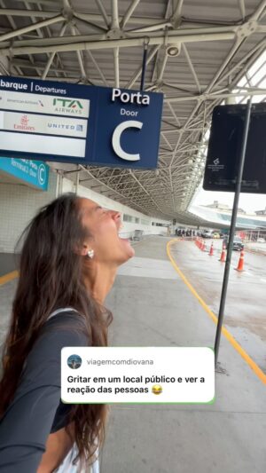 Cynthia Aparecida Instagram - POR QUÊ, DEUS?? POR QUEEÊ SERÁ QUE SOFRO EM UMA SEPARAÇÃO?  Qual das respostas abaixo é a sua? 

(Quem tá dentro do meu canal aqui no insta também me ajuda a criar conteúdo, obrigada @viagemcomdiovana 😂❤️)