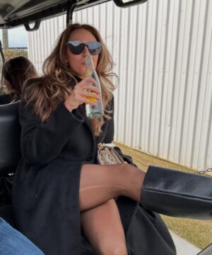 Danielle Rose Russell Instagram - Topo-Chico