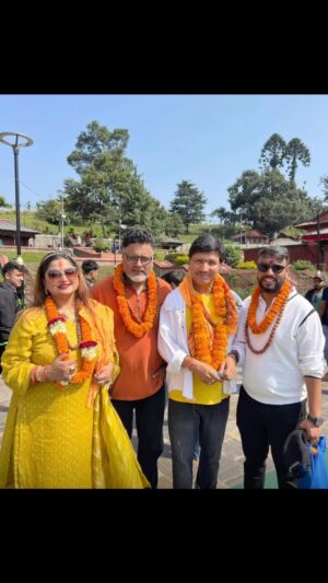 Deepa Shree Niraula Instagram - जय शम्भो ❤️