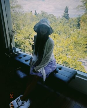 Denise Rosenthal Instagram - 🪄