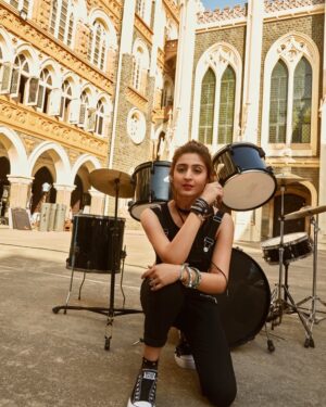 Dhvani Bhanushali Instagram - Throwback Tuesday 💃🏻