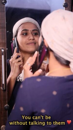 Divya Dharshini Instagram - Chillanjirukkiye 😻
.
#labbarpandhu 🖤
@sonymusic_south @sanjkayy @iamharishkalyan @rseanroldan @sivaangi.krish 
.
#love #trending #viral #réel #new #song 
#LubberPandhu #EnChillanjirukkiye #Chillanjirukkiye