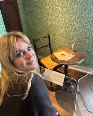 Dolly Alderton Instagram - A truth that can be universally acknowledged! I have spent the last year adapting Pride and Prejudice for @netflix with @lookoutpointtv, to be directed by Euros Lyn and starring @emmalouisecorrin as Elizabeth Bennet, @jack.lowden as Mr Darcy and Olivia Colman as Mrs Bennet. It has been an absolute privilege and joy to have been entrusted with this story. I cannot wait to reintroduce these hilarious and complicated characters to those who count Pride and Prejudice as their favourite book, and those who are yet to meet their Lizzie and Darcy. 
❤️