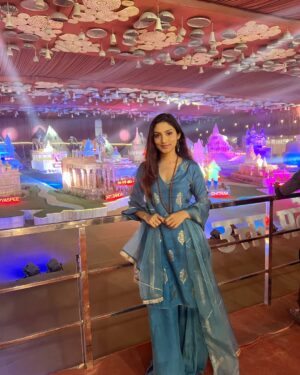 Donal Bisht Instagram - Went Ram Mandir too with family on the way back from MahaKumbh 🙏🏻 🌸 😇✨ what a beautiful journey from Saryu river to hanuman gadi to Ram mandir 🕉️ 

( phones were not allowed inside Ram mandir this time as it was high alert , maybe next time but the journey is imprinted in my heart & mind #divine 😌✨) 
(Later are some pics from Mahakumbh area too )

#ram #mandir #ayodhya #saryu #river #hanumangadi #rammandir #blessing #sprituality #god #family #visit #memory #mustvisit #landofgod #india #hinduism #in #pooja #best