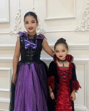 Dounia Batma Instagram - جميلاتي ماشاء الله 🫶🏻🙏🏻

@gazal.lailarose.batma 

#halloween #دنيا_بطمه #مزيان_واعر #المغرب #الامارات #البحرين #السعودية #تونس #الجزائر #ليبيا #قطر