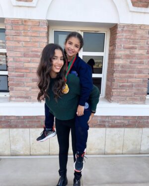 Dounia Batma Instagram - حبيباتي ❤️😍 ماشاء الله 

@gazal.lailarose.batma 
@linabatmaofficial