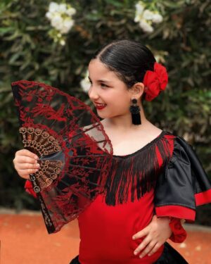 Dounia Batma Instagram - كيجاتكم زوزو باللبيسة 😍 الله يحفظها ما شاء الله ❤️