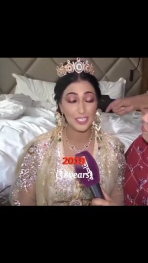 Dounia Boutazout Instagram - .
مراحل إكتمال القمر 🌒😍