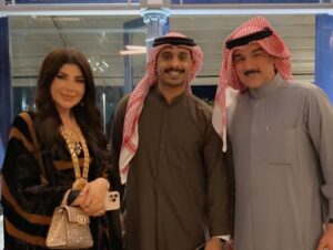 Elham Al Fadalah Instagram - غبقة #بيت_حموله 

شرفتونا ونورتونا واستانسنا بشوفتكم والحمد لله على نجاح مسلسلنا الرمضاني #بيت_حموله 

ينعاد عليكم يارب بالصحة والعافية ومن نجاح لنجاح 

@shehabaljowhar 
@saedalhawwari 
@jamilah.kwt
@taif_6666
@shahdalyasen1 
@h.alhaddad.official 
@layalidehrab 
@abdullah_albloushiii 
@zaynab_karam_ 
@mansouralbloushiiiii 
@zyshaaban 
@shailasabt 
@shamlanalomairii 
@shaimaa_qambar 
@ghrour.safar 
@ahmad.binhussain 
@dr.desho 
@zahradehrab 
@alaahosany
@fay_alsharqawi 
@a7mad_alsalman 
@hussein.younes9 
@hmane_92 
@esraa.makeupartistt 
@talents_production 
@mq_photoshoot