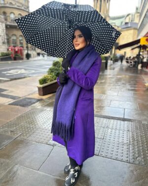 Elham Al Fadalah Instagram - لوكات سفرة لندن كلها من #شي_ان  والحين نزلو كولكشن رمضان من الدراريع والاكسسوارات والمواعين اغراضهم تينن ومسوين خصومات بمناسبة قرب شهر رمضان المبارك 

وكود خصمي يخصم خصم اضافي بنسبة 20% 
ELHAM

@shein_ar #sheinramadan ，#SHEINramadansale, #ad
وهذه ارقام القطع اللي لابستها:

البنفسجي
44777660
25411675

البني
42397466
45713251
45825947

العنابي
42596587
49230889
48639551