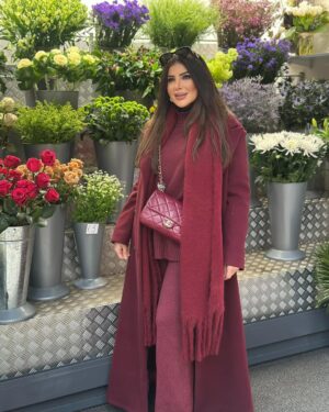 Elham Al Fadalah Instagram - لوكات سفرة لندن كلها من #شي_ان  والحين نزلو كولكشن رمضان من الدراريع والاكسسوارات والمواعين اغراضهم تينن ومسوين خصومات بمناسبة قرب شهر رمضان المبارك 

وكود خصمي يخصم خصم اضافي بنسبة 20% 
ELHAM

@shein_ar #sheinramadan ，#SHEINramadansale, #ad
وهذه ارقام القطع اللي لابستها:

البنفسجي
44777660
25411675

البني
42397466
45713251
45825947

العنابي
42596587
49230889
48639551