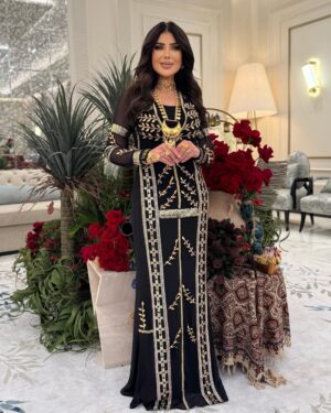 Elham Al Fadalah Instagram - يازين غبقة أم حمود الذوق والسنع كله 
@cliniccelebrity 

ودراعتي الجميلة من @emanoshh 

#الهام_الفضالة #رمضان_يجمعنا #بيت_حموله #غبقة #رمضان