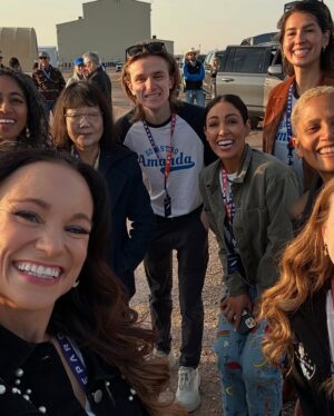 Emily Calandrelli Instagram - She did it 💗

@amandangocnguyen put her astronaut dreams on hold so that she could rewrite laws to protect sexual assault survivors like herself. I met her 11 years ago at NASA and know she’s worked incredibly hard to earn this dream of hers. 

Check out her page to learn the science she brought up with her during flight! 

So proud of her!