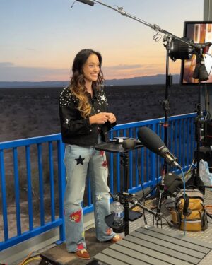 Emily Calandrelli Instagram - She did it 💗

@amandangocnguyen put her astronaut dreams on hold so that she could rewrite laws to protect sexual assault survivors like herself. I met her 11 years ago at NASA and know she’s worked incredibly hard to earn this dream of hers. 

Check out her page to learn the science she brought up with her during flight! 

So proud of her!