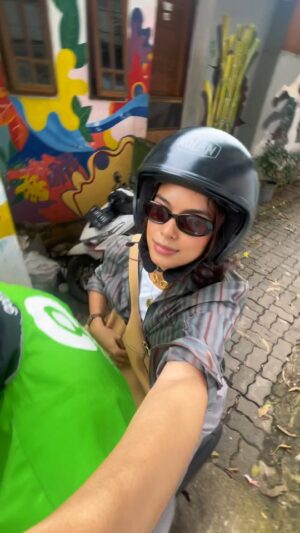 Eva Celia Instagram - From Biker Chic to ‘I just wrestled a tornado’ real quick...