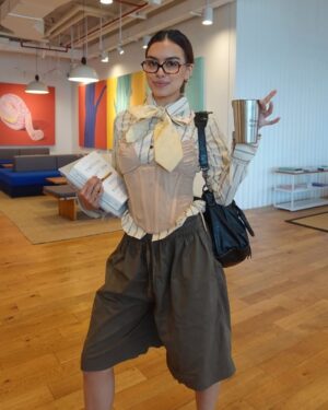 Eva Celia Instagram - Rate my office fit 👩🏻‍💻👓