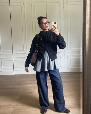 Eva Celia Instagram - Glasses or no glasses? I'll let you decide on this one 🥸