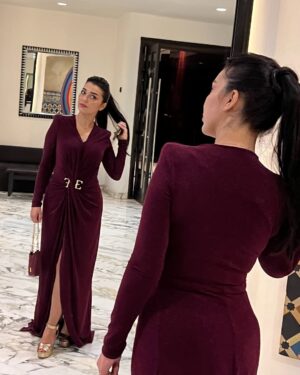Farah El Fassi Instagram - @ef_casablanca vestido con clase⭐️💫
@malek_bouchra_officiel 
@noumabenothmanofficial 
@fatnaelkhmmari