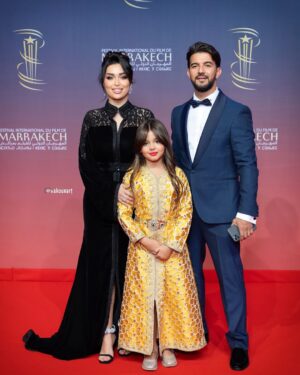 Farah El Fassi Instagram - Family 🙏🏻🥰
@lotfi_omar 
@lotfi.majda 
@hakounart  Favorite Photographer 🙏🏻♥️
@couturebysika 
@hair_makeup_byayoub