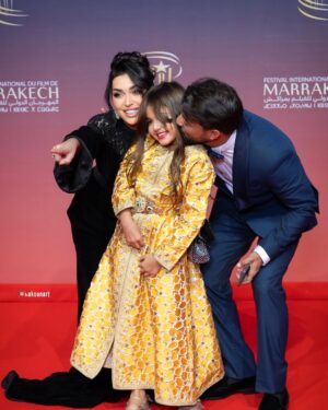 Farah El Fassi Instagram - Family 🙏🏻🥰
@lotfi_omar 
@lotfi.majda 
@hakounart  Favorite Photographer 🙏🏻♥️
@couturebysika 
@hair_makeup_byayoub