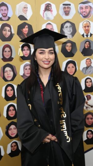Farah El Fassi Instagram - شكرا لمعالي الشيخ راشد بناصر النعيمي وخالص الشكر لجمعية تنظيم أس على منحي هذا الشرف الكبير لسنة 2025 في مجال التمثيل والتشخيص، ضمن ملتقى “مبدعين العرب”. هذا التكريم يعكس تقديرًا عميقًا للفن العربي ودعمه، ويُعدّ حافزًا لي لمواصلة الإبداع والعمل من أجل رفع راية الفن والثقافة. شكرًا لجمعيتكم الموقرة على هذا التقدير الذي أعتز به، وأشكر جميع القائمين على الملتقى لما يبذلونه من جهود لترسيخ قيمة الإبداع في مجتمعاتنا.
@s.eventsuae 
@sara.eddaif_media 
@saif.amir_hamza 
@malek_bouchra_officiel حبيبتي ألف مبروك
@couturebysika 

#الإمارات #المغرب_العربي #الحمد_لله #القفطان_المغربي #2025 #مغربية_وافتخر