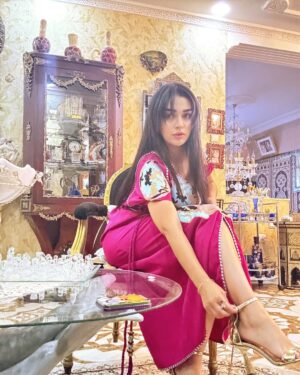 Farah El Fassi Instagram - 💗💗💗💗