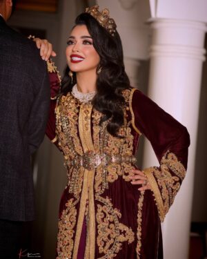 Farah El Fassi Instagram - @ziana_maryam_belhani ابدعتي حبيبتي ♥️💋

@studiokhadijakhandi رائعة غاليتي ♥️💋