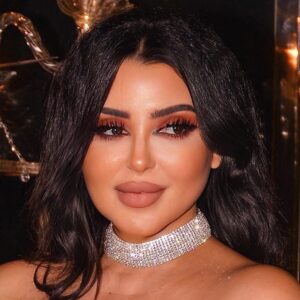 Fati Jamali Instagram - After everything I passed through... This Is Me… Now🧚🏻‍♀️
