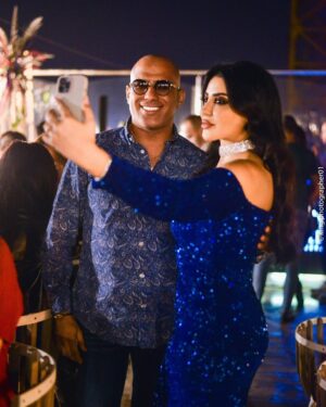 Fati Jamali Instagram - Celebrating Love, Life & Friendship!!
I wanna thanks every single person who showed up for me ❤️and specially to my dear @kaoutar_bouseffour_pr for the beautiful surprise 
@lepalacedanfa 
#bourchanin 
@celebrita_luxury_events 
@piment_sucre_traiteur 
@blackkitchenmaroc 
@dj_saad_kabaj 
@king.photographer01