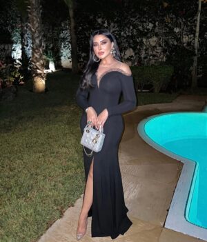 Fati Jamali Instagram - 🖤🧚🏻‍♀️
