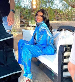 Fati Jamali Instagram - Good Morning!!! A new blessing and a new day is waiting for you.🧚🏻‍♀️