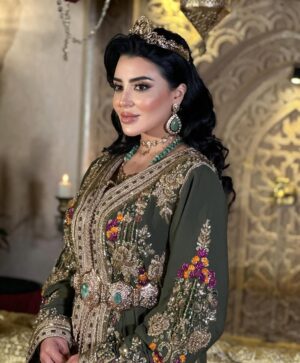 Fati Jamali Instagram - ليلة الحناء 
 @neggafasaphir
Makeup @tymabeauty