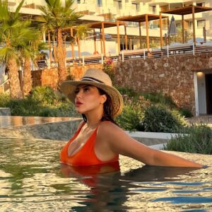 Fati Jamali Instagram - #summertime #summervibes 🧡🧚🏻‍♀️